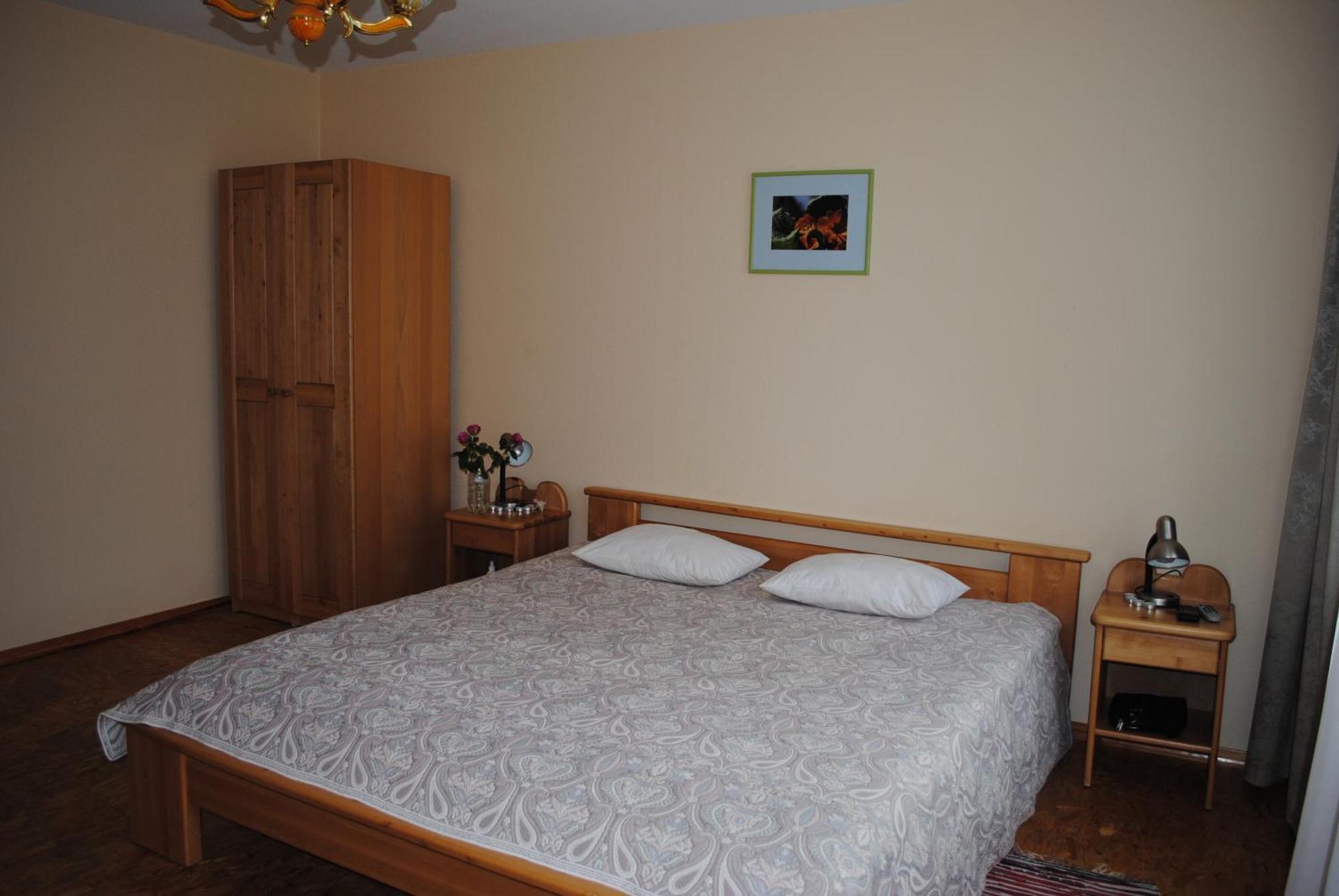Meteorits Hotel Smiltene Ngoại thất bức ảnh