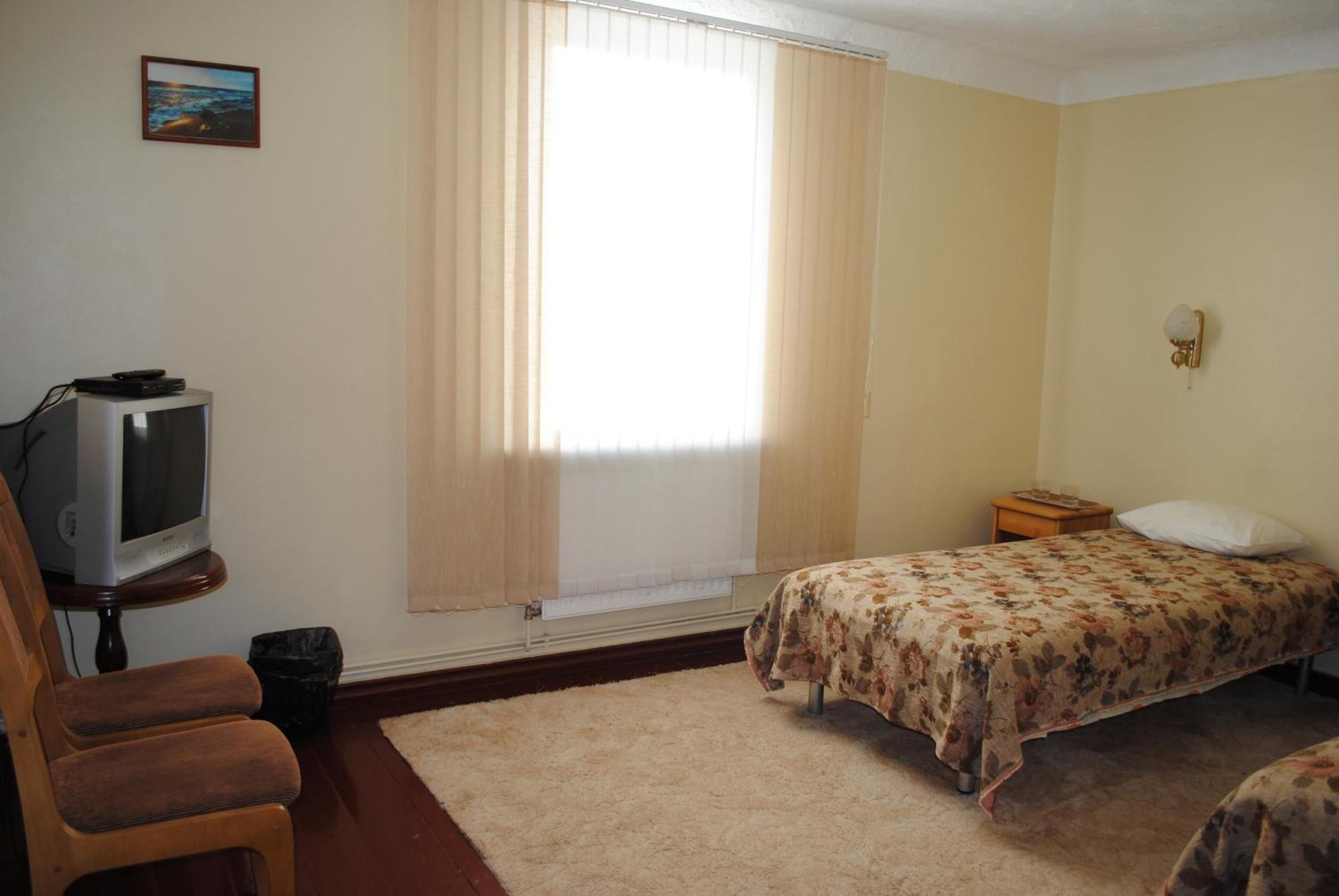 Meteorits Hotel Smiltene Ngoại thất bức ảnh